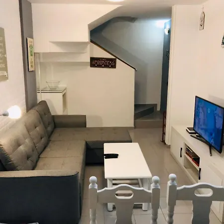 Duplex With Terrace And Parking Cabezo * El Medano (Tenerife)